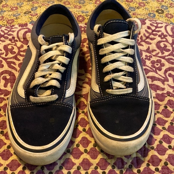 Vans Other - Vans two tone blue with white accents size 6